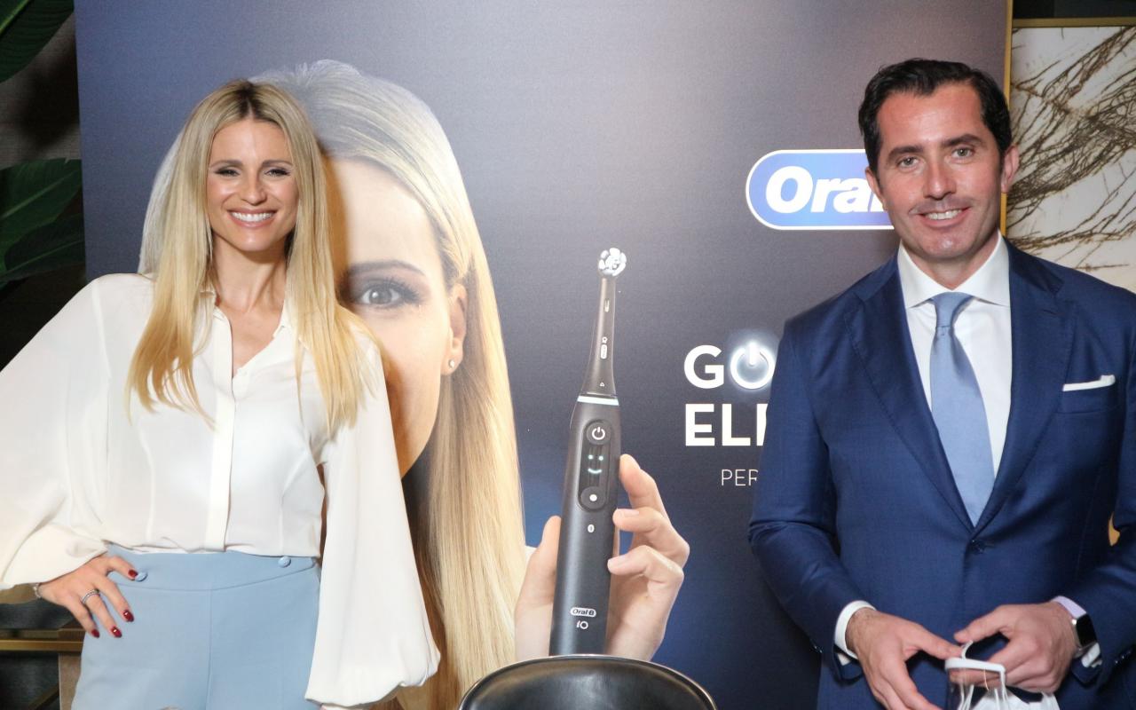 Filippo Graziani al fianco di Michelle Hunziker nella campagna di sensibilizzazione all'uso dello spazzolino elettrico