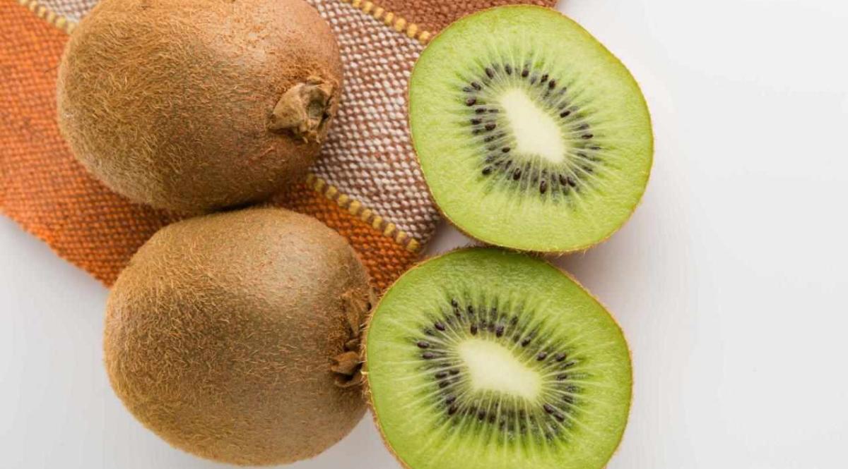 Due kiwi al giorno aiutano a prevenire la parodontite